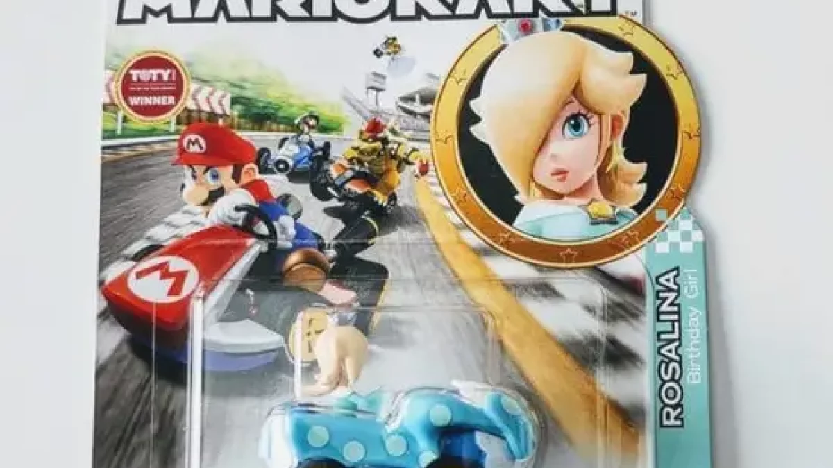 Hot Wheels Mario Kart Rosalina w/Birthday Girl blue - JTC Collectibles