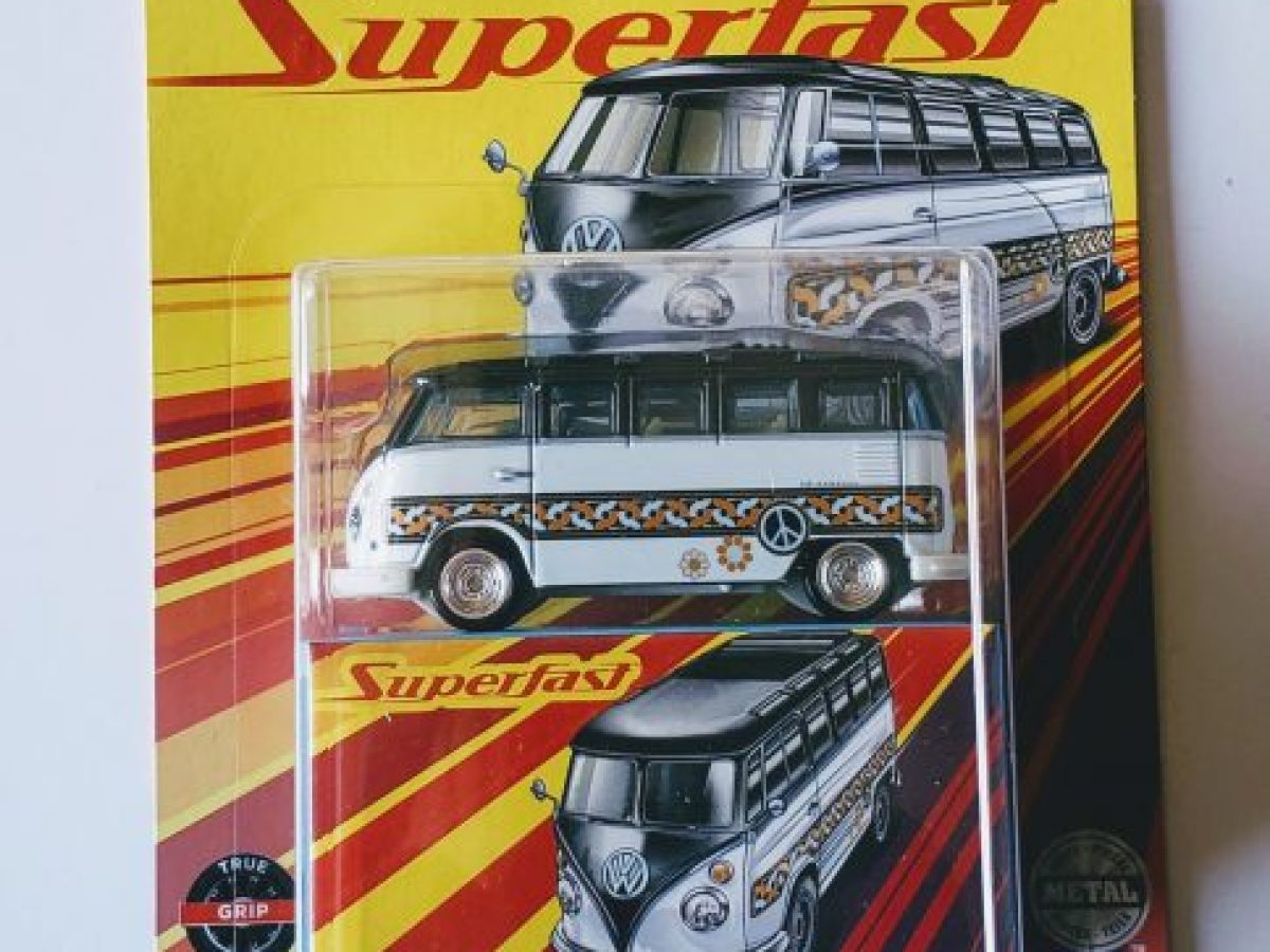 Matchbox 2020 Superfast #4 1959 Volkswagen Microbus MB1145 at JTC