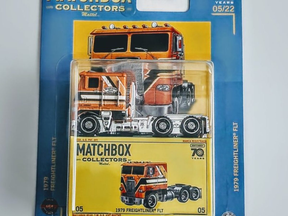 Matchbox freightliner hot sale