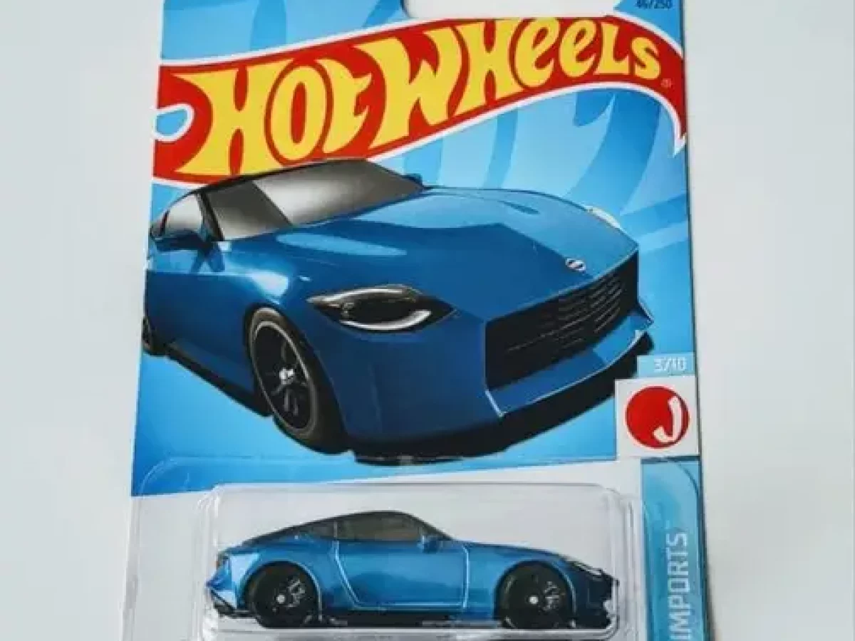 Hot wheels 2023 HW J-imports 3 of 10 – 2023 Nissan Z blue HKJ11 