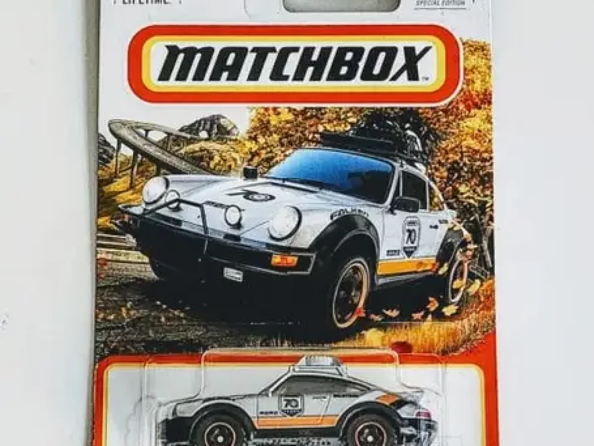Matchbox 2023 – 80 of 100 MBX Highway – 1985 Porsche 911 Rally gray 70th  special edition – HKX18 - JTC Collectibles