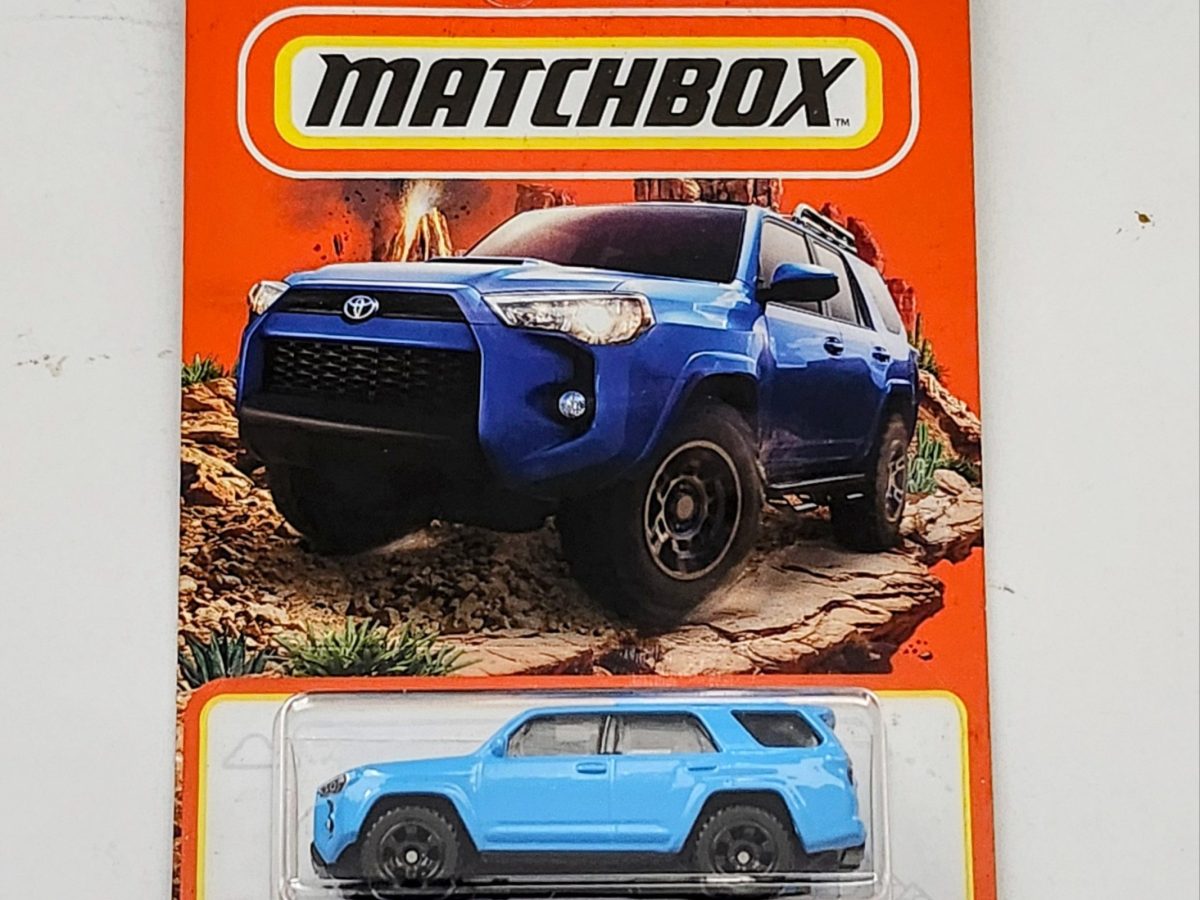 Matchbox 2023 92 of 100 MBX Off Road Toyota 4 Runner Blue
