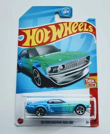 Hot wheels 2023 Then and Now – 10 of 10 – 1969 Ford Mustang Boss