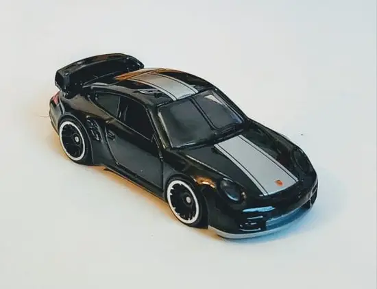 Hot wheels 2023 Multi-pack exclusive - 911 Porsche GT2  black w/gray stripe