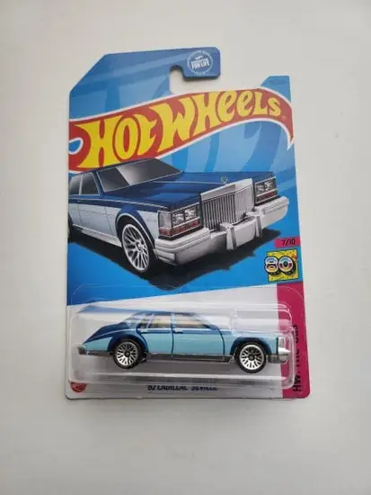 Hot Wheels 2023 HW The 80s 7 of 10 - 1980 Cadillac Seville blue HKJ64
