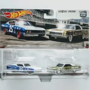 Hot wheels 2022 Car Culture 2 pack 1966 Chevelle and 1969 Ford Torino Talladega HFF31
