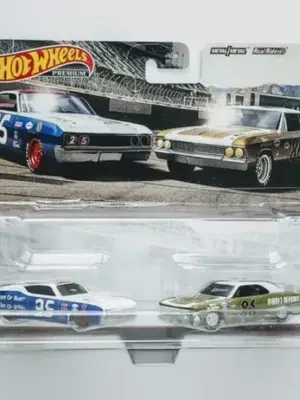 Hot wheels 2022 Car Culture 2 pack 1966 Chevelle and 1969 Ford Torino Talladega HFF31