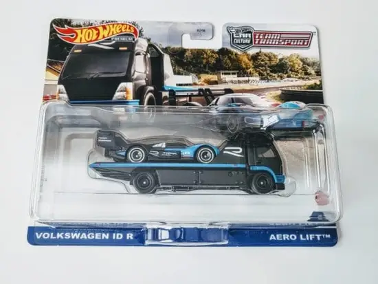 Hot Wheels 2021 Car Culture Team Transport 35 of 37 Volkswagen IDR - Aero Lift GRK68