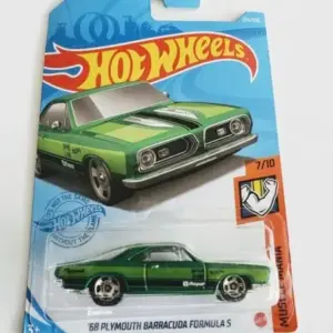 Hot Wheels 2021 Muscle Mania 7 of 10 - 1968 Plymouth Barracuda Formula S (green) GTB47
