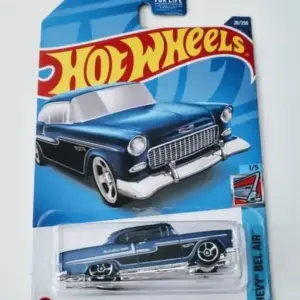 Hot Wheels 2022 Chevy Bel-Air Series 1 of 5 1955 Chevy blue HCV05