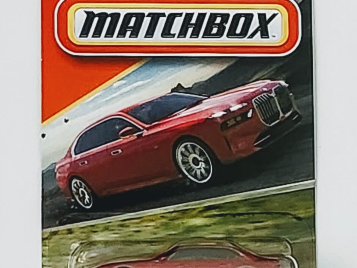 Matchbox 2025 - 2024 BMW 7 Series red/Aventurin red metallic JBN49