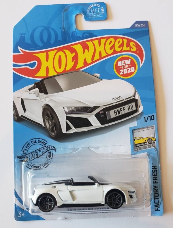Hot Wheels 2020 Factory Fresh 2019 Audi R8 Spyder GHB28 white