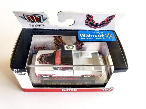 M2 Machines 2021 GMC 76 Series Set with Chase WMTS16 - Walmart Exclusive