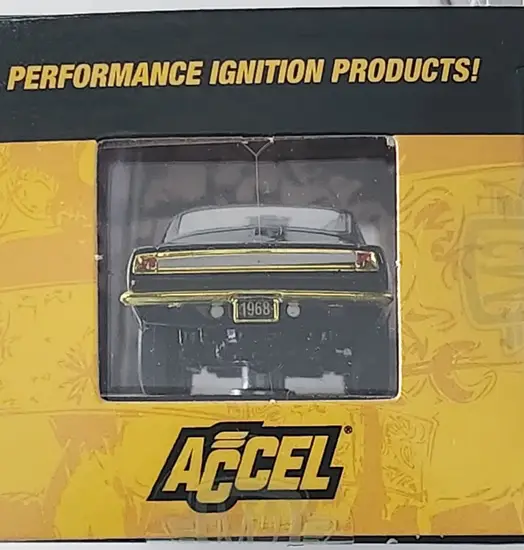 M2 Machines Auto-thentics series 32500-R88 Plymouth Barracuda HEMI super sport ACCEL chase 24-38