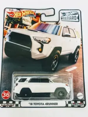 133649aa-img_20211211_0001507e3.webp Hot Wheels 2021 Car Culture Boulevard mix H 36 of 40 2018 Toyota 4Runner white GRM08