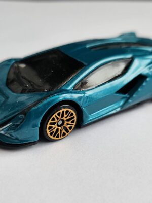 Hot wheels 2024 Multi-pack exclusive Lamborghini Sian FKP 37 Blu Uranus HCT08