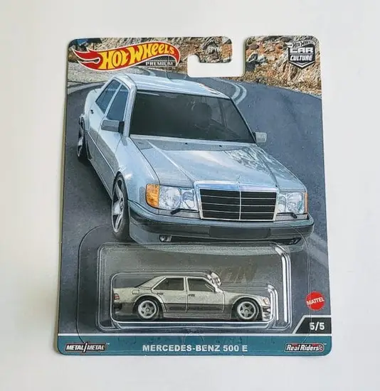 Hot wheels 2023 Car Culture Canyon Warriors 5 of 5 Mercedes-Benz 500 E gray HKC55