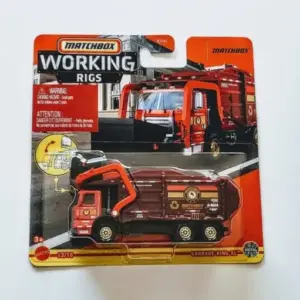Matchbox 2022 Working Rigs 13 of 16 Garbage King XL red HFH34