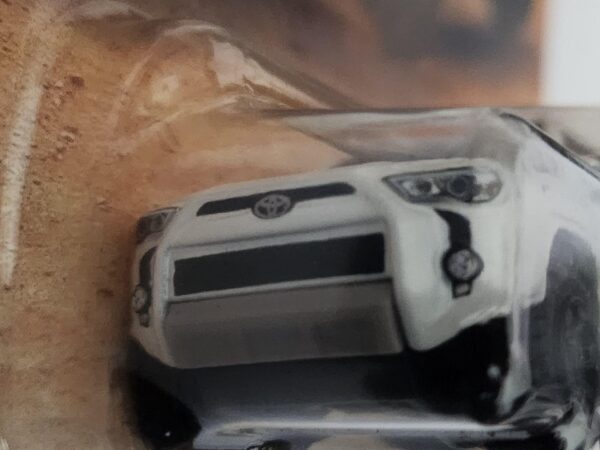 Matchbox 2025 - Toyota 4Runner JBP40 white
