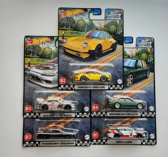 Hot Wheels 2023 Premium Boulevard Mix S Complete Set 81-85 GJT68-956S