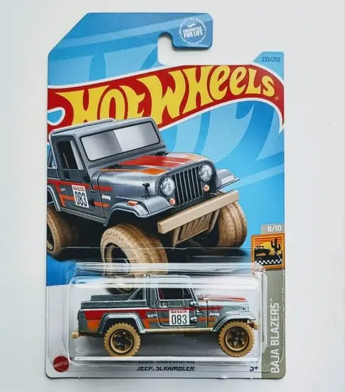 Hot Wheels 2023 Baja Blazers 8 of 10 Jeep Scrambler gray HKG78