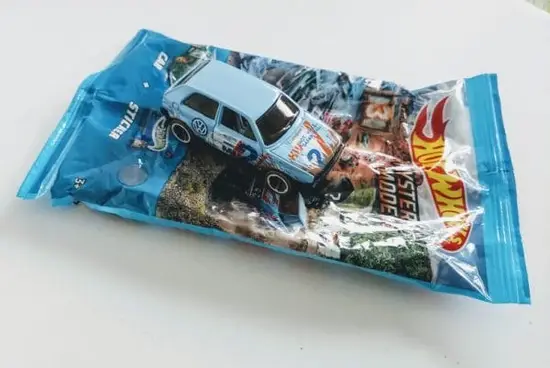 Hot Wheels 2020 Mystery Models Series 3 - 2 of 12 Volkswagen Golf Mk2