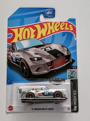 Hot wheels 2023 Zamac 5 of 16 - 2015 Mazda Mx-5 Miata HKL27
