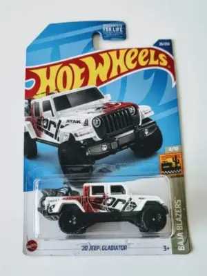 244377b1-20220606_162941.webp Hot Wheels 2022 Baja Blazers 4 of 10 2020 Jeep Gladiator Borla White HCW66