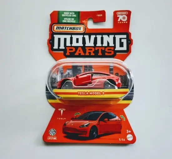 Matchbox 2023 Moving Parts 5 of 54 Tesla Model 3 red HLF90