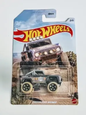 Hot wheels 2023 Baja Rally Series 2 of 5 Custom Ford Bronco purple HKL21