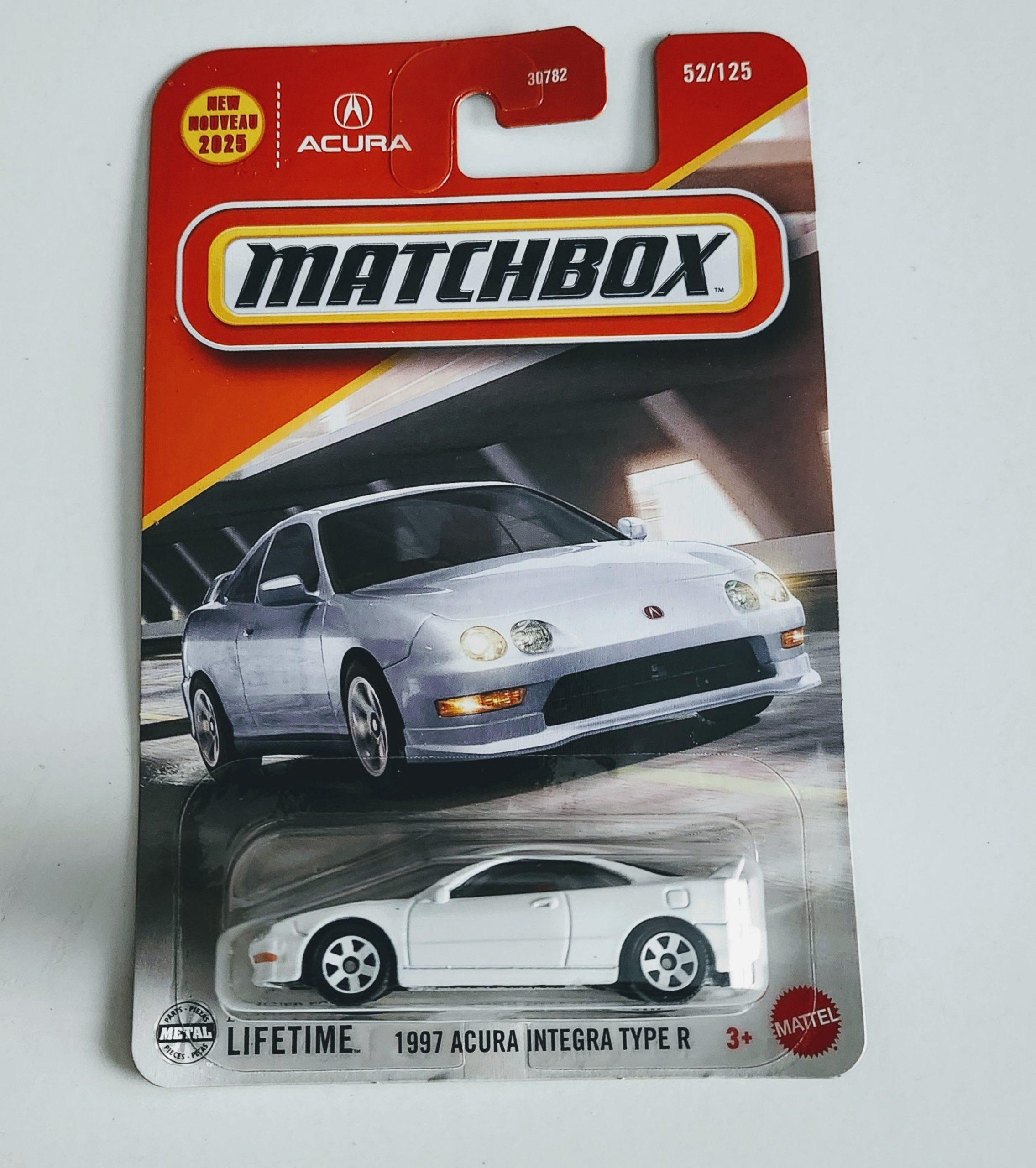 Matchbox 2025 - 1997 Acura Integra Type R white JBN50