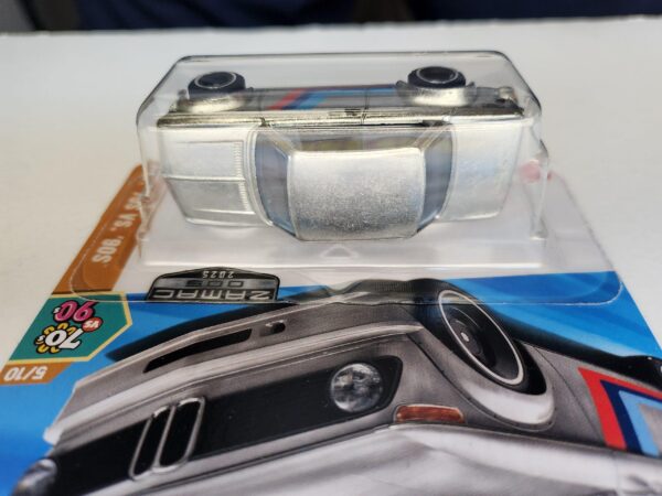 Hot wheels 2025 - HW 70s vs 90s BMW 2002 Zamac HYY14