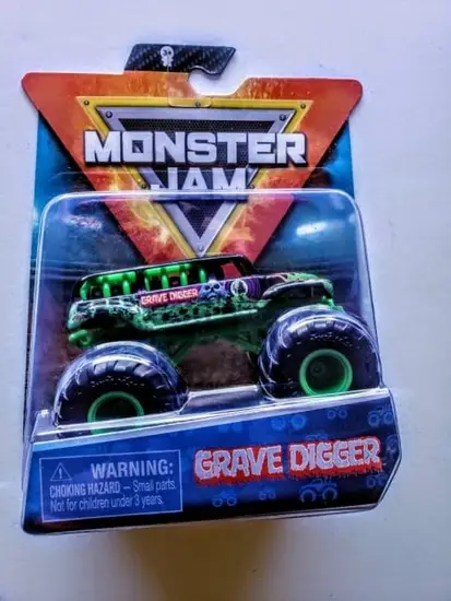 Monster Jam 2020 Series 10 Grave Digger Ride Along Truck (Chase)
