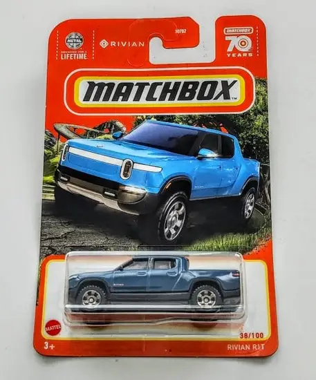 Matchbox 2023 - 38 of 100 MBX Highway Rivian R1t blue HFN80