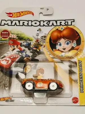 Hot wheels 2022 Mario kart Princess Daisy w/wild wing orange GRN14