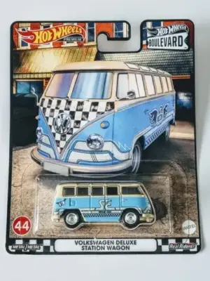 41d31f45-3822.webp Hot Wheels 2022 Car Culture Boulevard Mix H 44 of 45 Volkswagen Deluxe Station Wagon HCR01