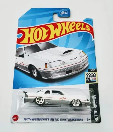 Hot wheels 2023 Retro Racers Matt and Debbie Hays 1988 Pro Street Thunderbird white HKH05