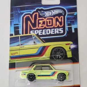 Hot Wheels Silver Series 2025 Neon Speeders HLH72-956E BMW 2002 green JCB07