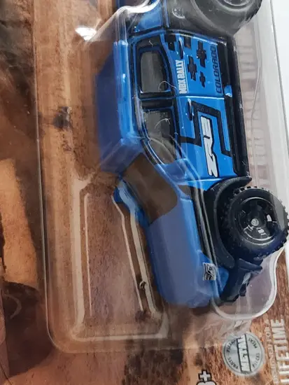 Matchbox 2024 Offroad Rally Series 1 of 6 - 2016 Chevy Colorado Xtreme ZR2 blue HVT01
