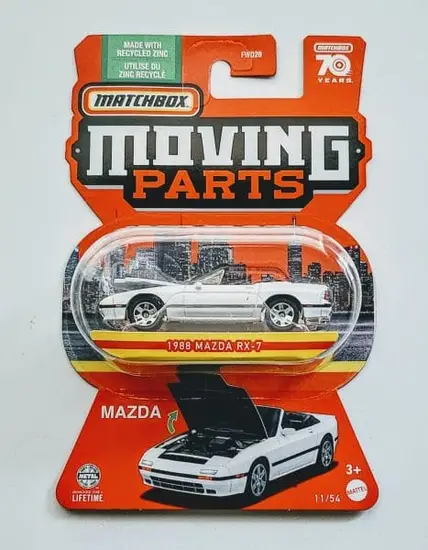 Matchbox 2023 Moving Parts 7 of 11 - 1988 Mazda Rx-7 white HLF96