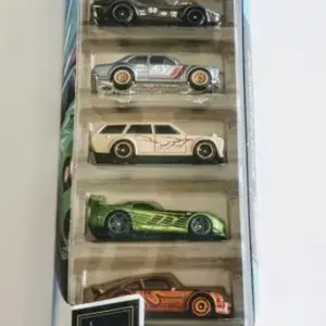 Hot Wheels 2021 Night Burnerz 5 pack - Datsun 510 Datsun Wagon GTN47