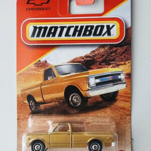 Matchbox 2025 -1968 Chevy C10 gold JBP31