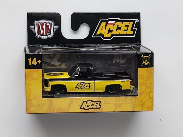 M2 Machines Auto-Thentics 32500-S134 - Accel - 1979 Chevrolet Scottsdale Chevy Sport 25-17