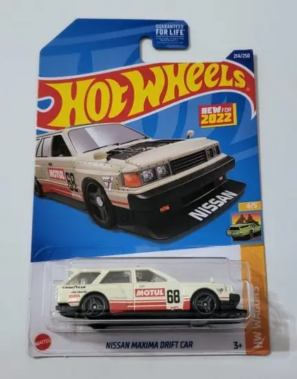 Hot Wheels 2022 HW Wagons 4 of 5 Nissan Maxima Drift Car white (Motul)