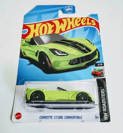 Hot wheels 2023 HW Roadsters 4 of 10 - Corvette C7 Z06 Convertible green HKL37