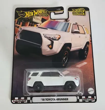 Hot wheels Gold Premium 2024 Boulevard re-release mix 957A - 2018 Toyota 4Runner white JDJ26