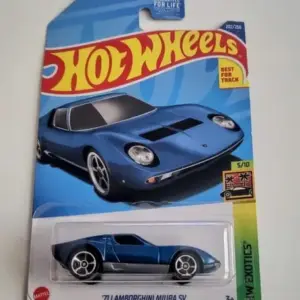 Hot Wheels 2022 HW Exotics 5 of 10 Lamborghini Miura SV blue HCX02