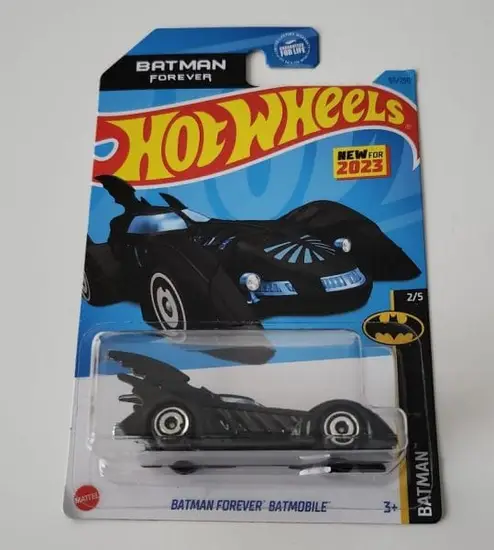 Hot wheels 2023 Batman Series  2 of 5 Batman Forever Batmobile black HKG38
