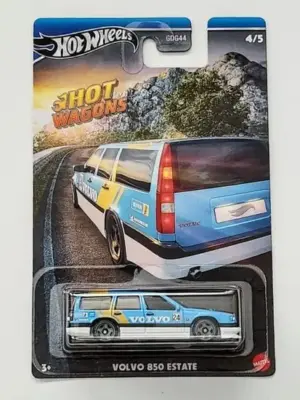 Hot Wheels 2023 Hot Wagons 4 of 5 Volvo 850 Estate blue HRR86