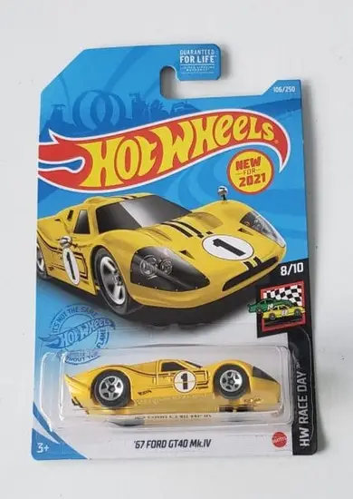 Hot Wheels 2021 HW Race Day 1967 Ford GT-40 MK.IV yellow GTB67